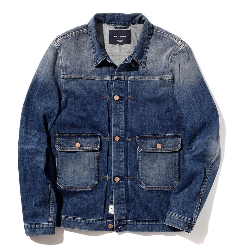 ▲ デニムジャケット5万6100円/リプレイ(ファッションボックスジャパン)