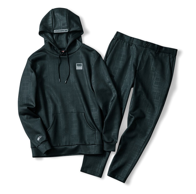 ▲ パーカ2万6400円、パンツ2万2000円/ともにビームス ゴルフ(ビームス ゴルフ有楽町)