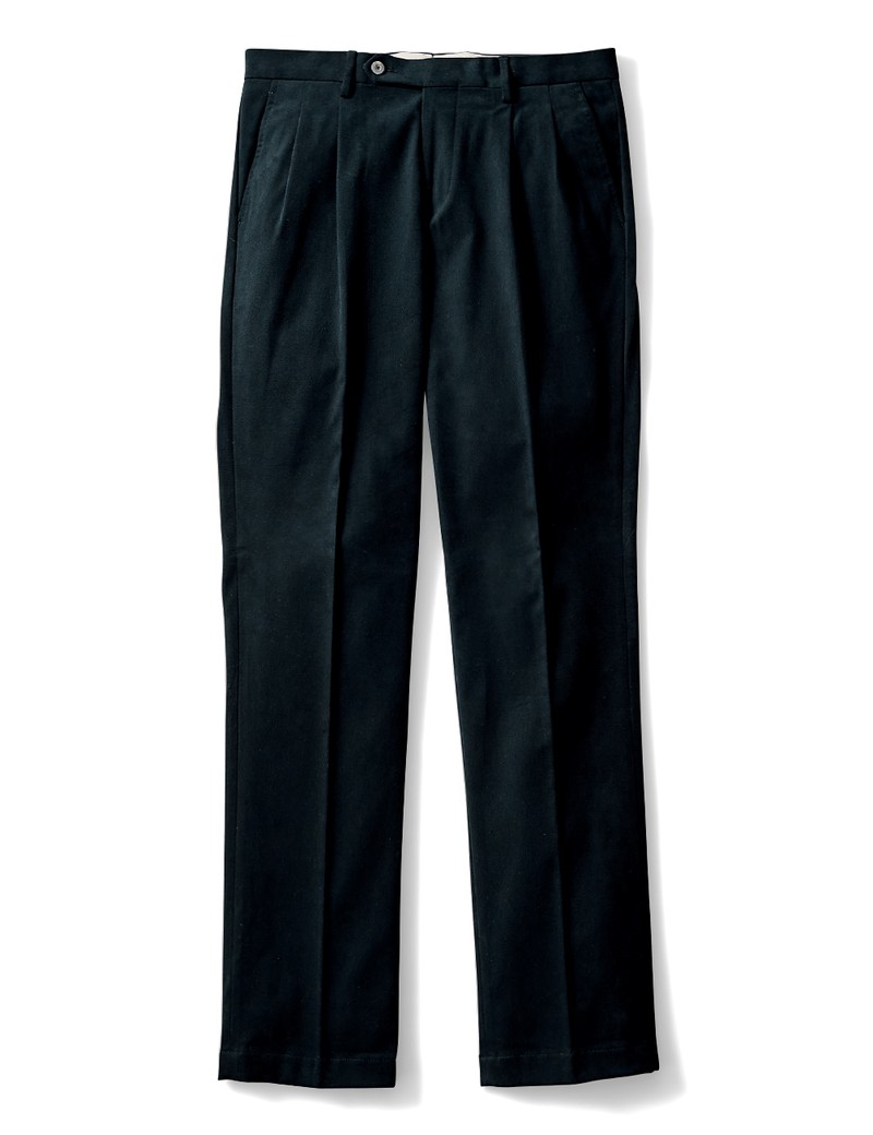 パンツ2万9700円／ベルウィッチ（伊勢丹新宿店）