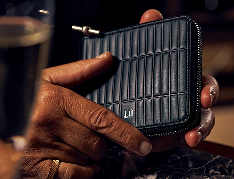 ▲ 財布6万9300円/ダンヒル