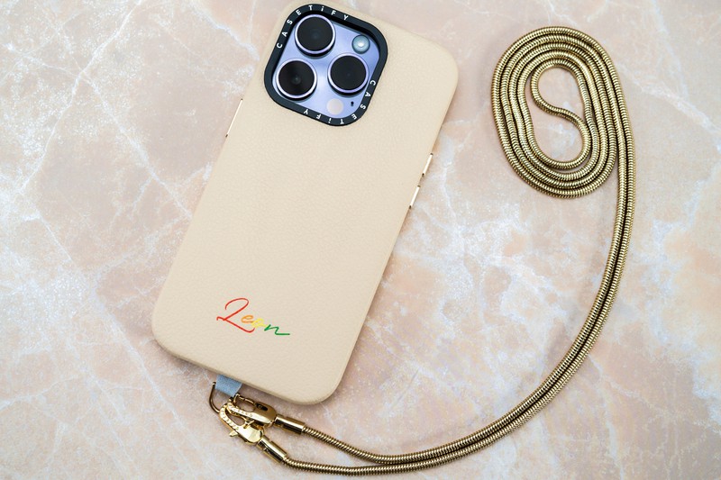 「CASETiFY」のiPhoneケース