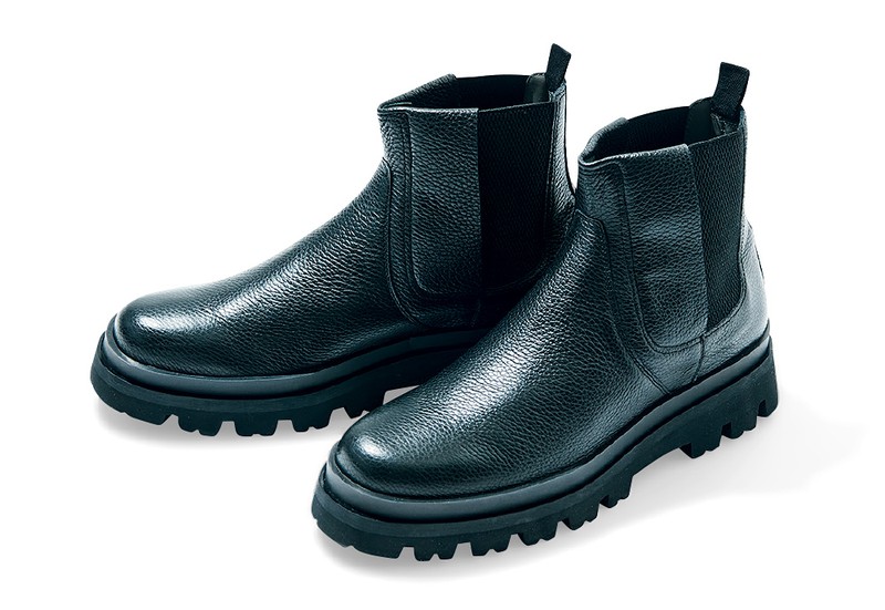 ▲ ブーツ11万9900円/セルジオ ロッシ(セルジオ ロッシ カスタマーサービス)