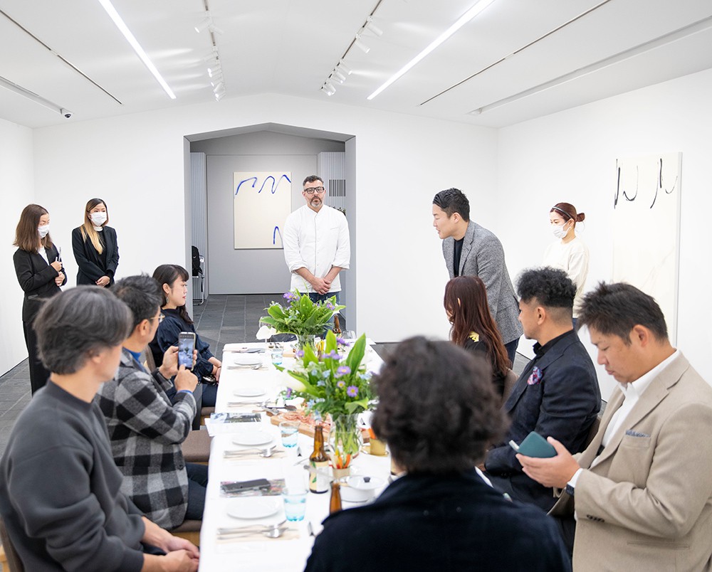 会場は現代美術作家、鬼頭健吾がディレクターを務める現代アートギャラリー、「MtK Contemporary Art」