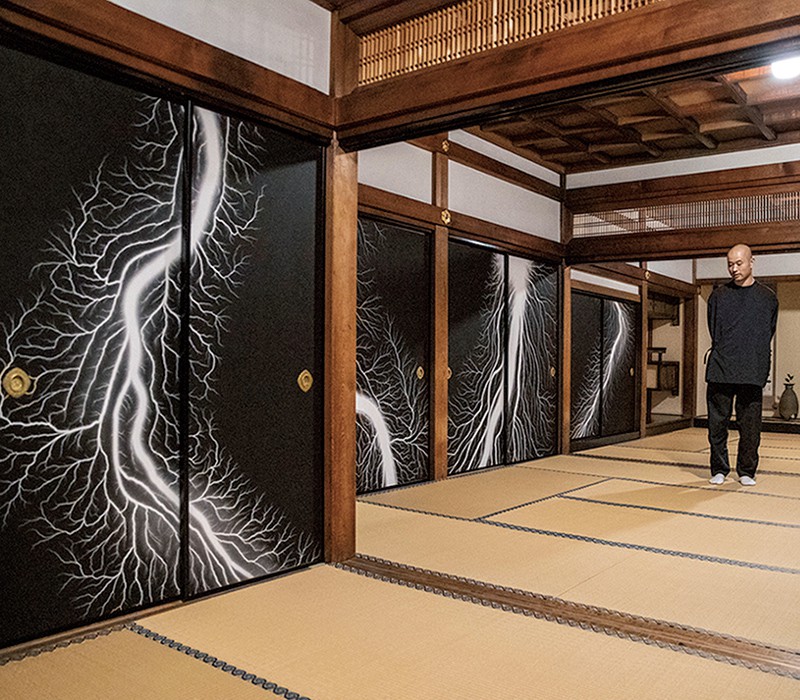 杉本博司の代表的な写真シリーズのひとつ「放電場」の襖絵が!