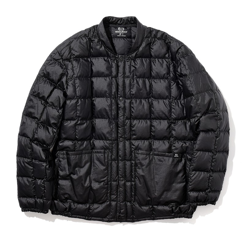 ▲ マウンテンパーカ8万2500円/ウールリッチ(ウールリッチ カスタマーサービス)