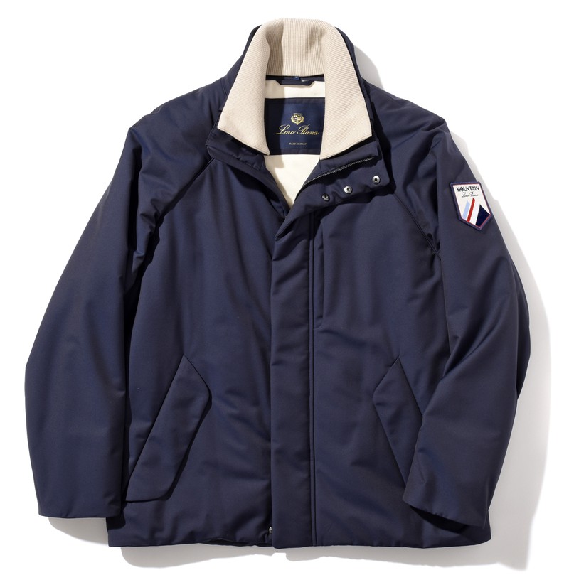 ▲ アウター63万4700円/ロロ・ピアーナ(ロロ・ピアーナ ジャパン) ※2023年1月1日より69万5200円に価格が変更されます。