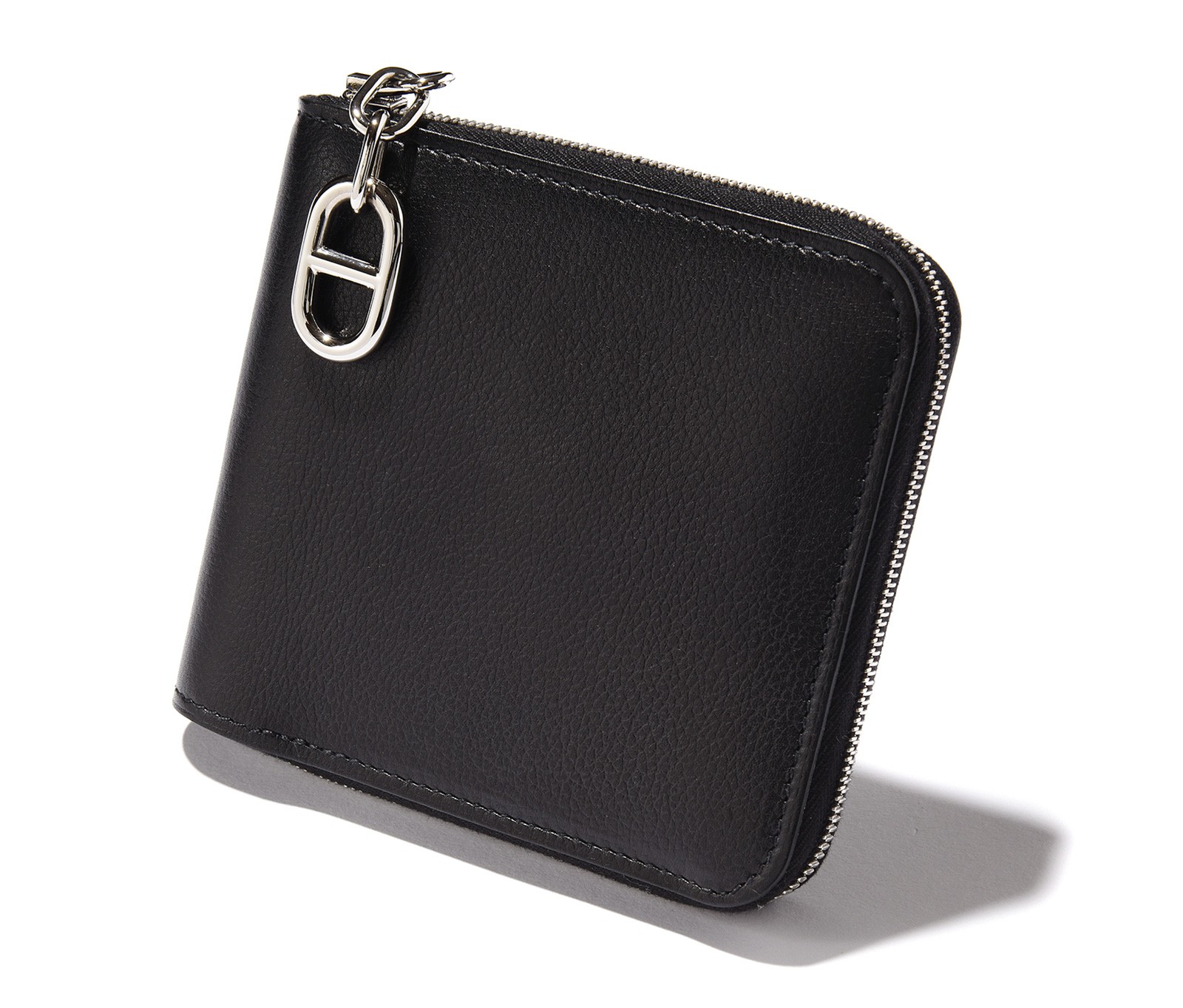 ▲ 財布[W11.5×H11cm] 24万2000円／エルメス（エルメスジャポン）