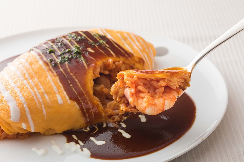 ザ・キャピトルホテル 東急 「オムライス デミグラスソースとともに」3162円(税・サービス料込み)