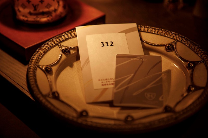 312 「Champagne Bar Room312 by LILI LA YULI」