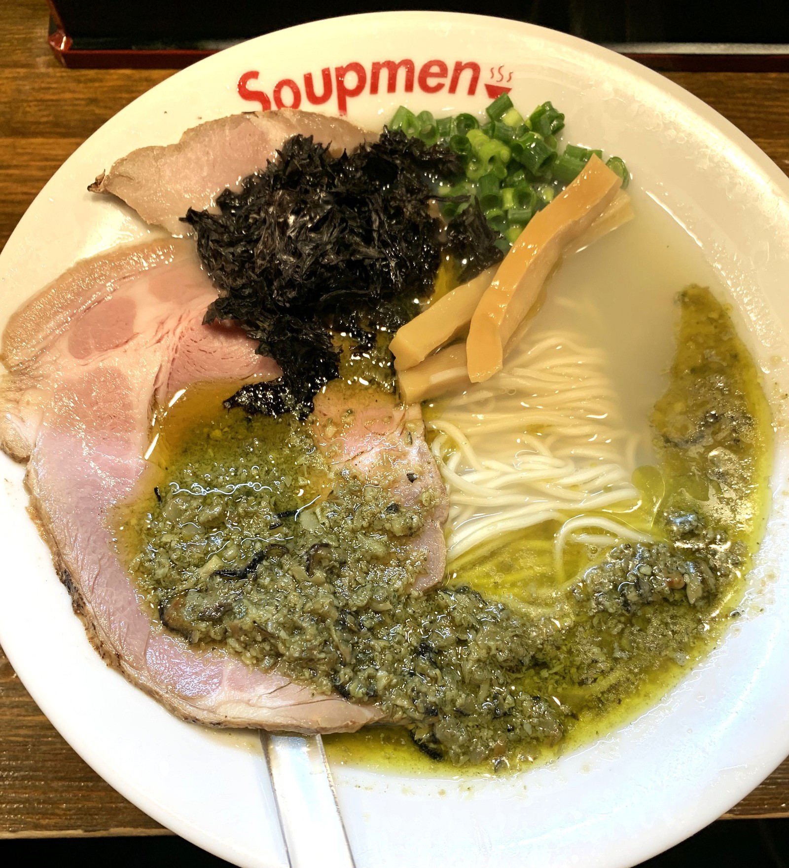 Soupmen 　牡蠣ラーメン　山本益博　LEON.JP