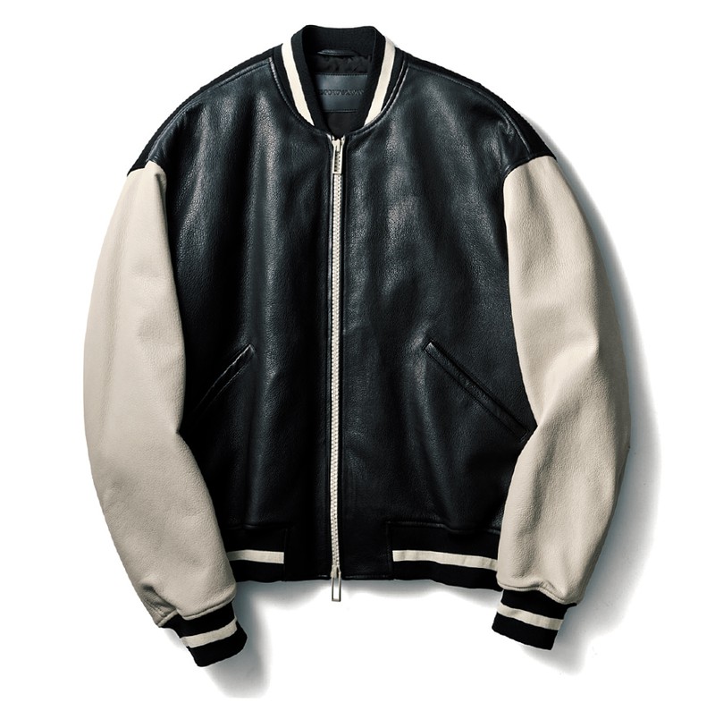 ▲ スタジャン17万6000円/エンポリオ アルマーニ(ジョルジオ アルマーニ ジャパン)