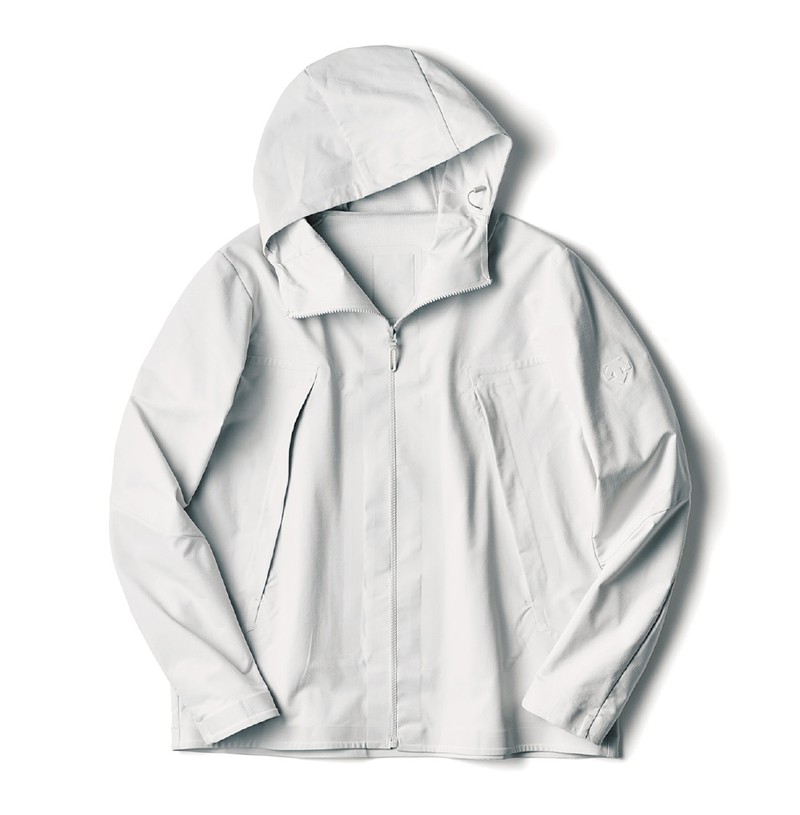 ▲ パーカ3万6300円/デサント オルテライン(デザント ブラン 代官山)