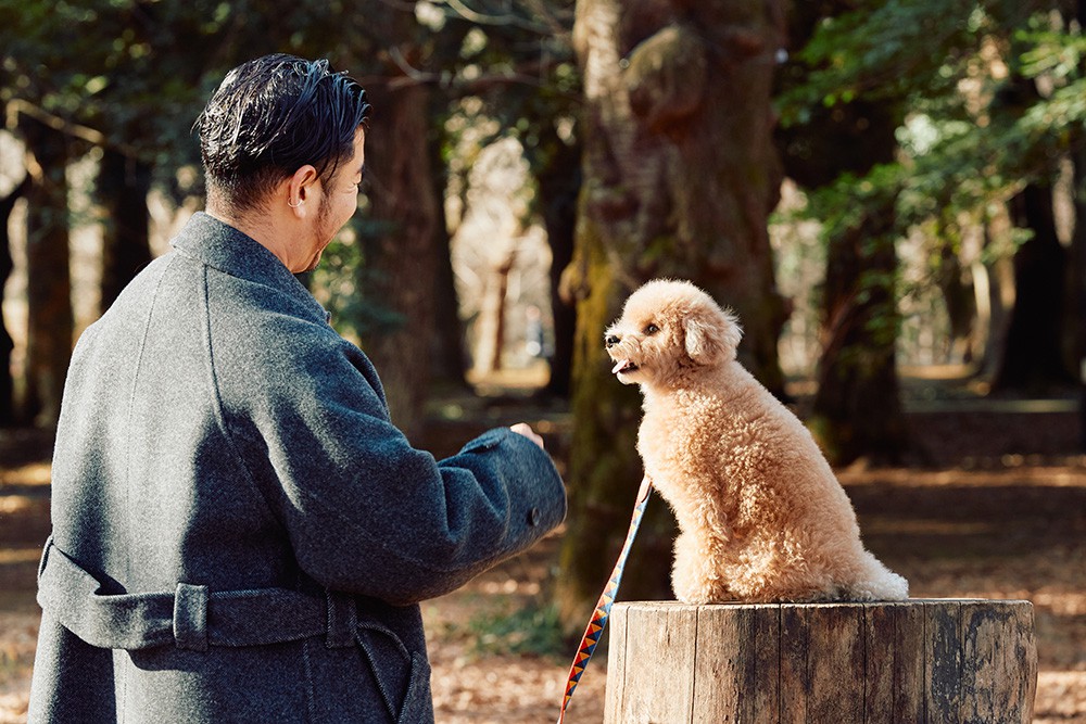 untlim代表・小塚源大さんとトイプードルのプリンちゃん