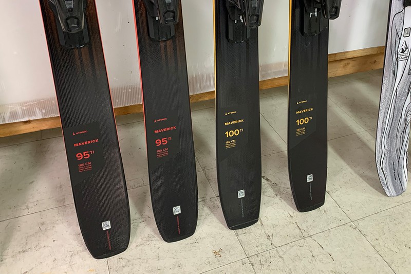 アトミック スキー「MAVERICK(マヴェリック)」 安比高原スキー場