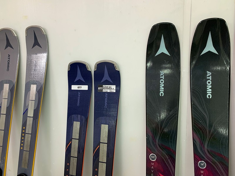 アトミック スキー「Maven(マヴェン)」「MAVERICK(マヴェリック)」