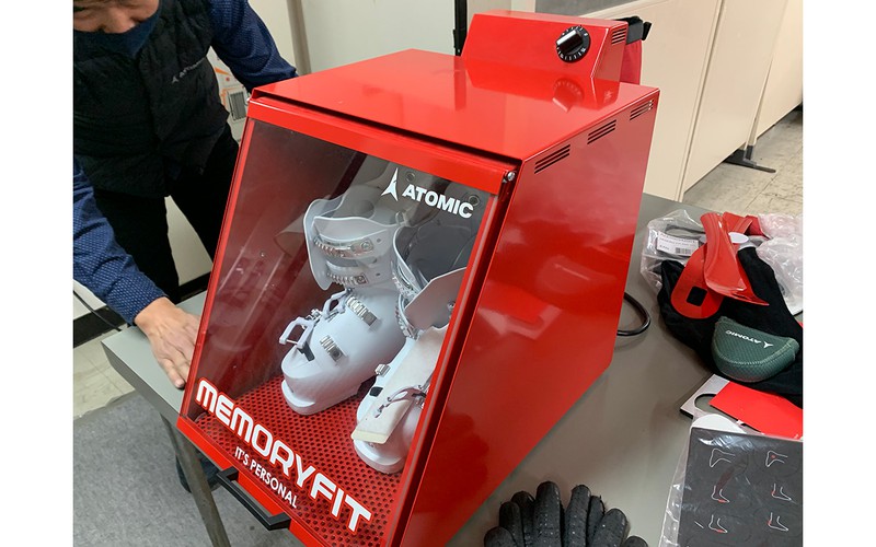 アトミック ブーツ 安比高原スキー場