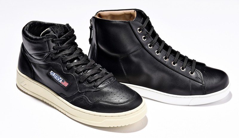 ▲ スニーカー左 3万8500円/オートリー(トヨダトレーディング プレスルーム)、右 12万3200円/ジャンヴィト ロッシ(伊勢丹新宿店)