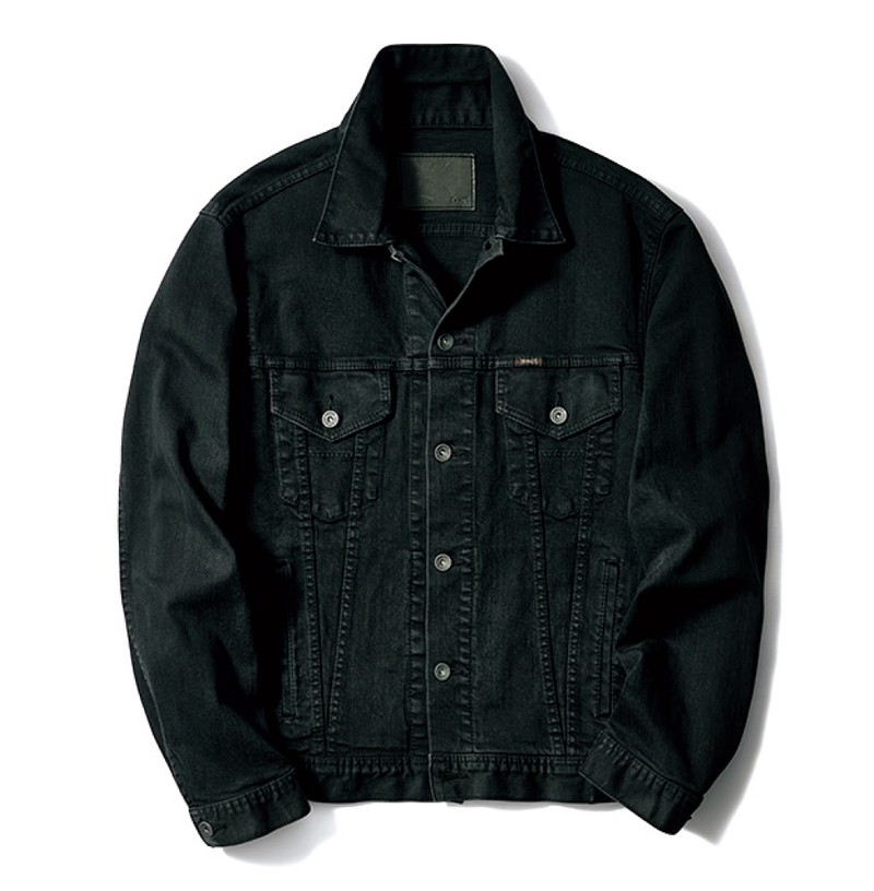 ▲ デニムジャケット3万9600円/ヤヌーク(カイタックインターナショナル)