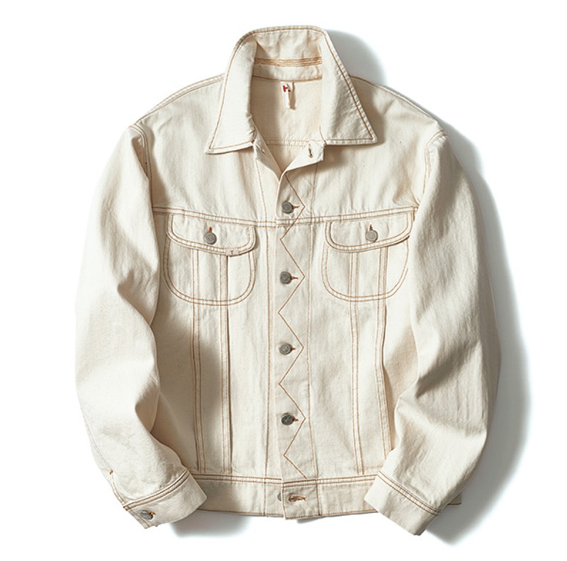 ▲ デニムジャケット5万600円/トラマロッサ(チェントトレンタ)