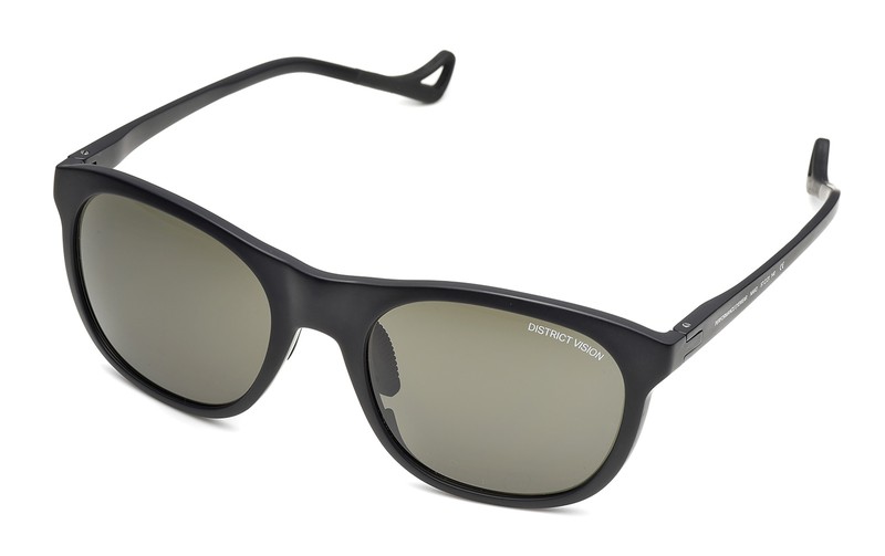 ▲ サングラス13万7500円／ジェイエムウエストン（ジェイエムウエストン 青山店）