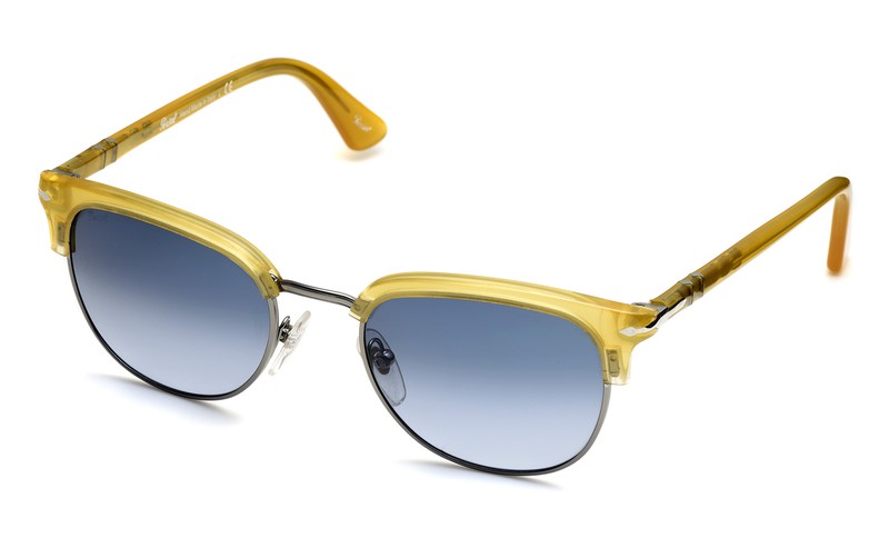 ▲ サングラス3万6410円/ペルソール(オブジェ・イースト)