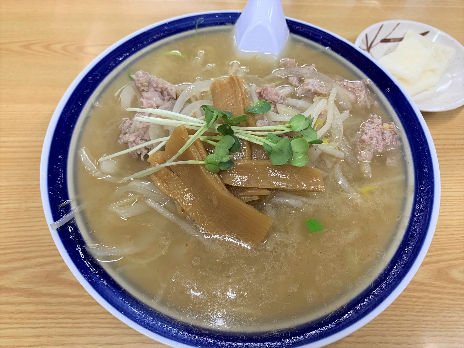 山本益博　LEON.JP　味噌ラーメン　味の三平