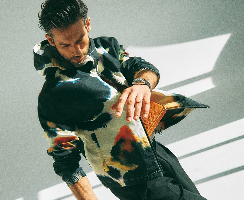 パーカ33万円フェンディ(フェンディ ジャパン)