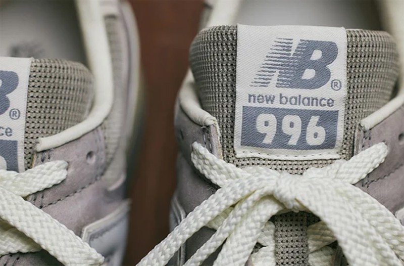 996HJ2 スニーカー1万9800円(ニューバランスジャパンお客様相談室)
