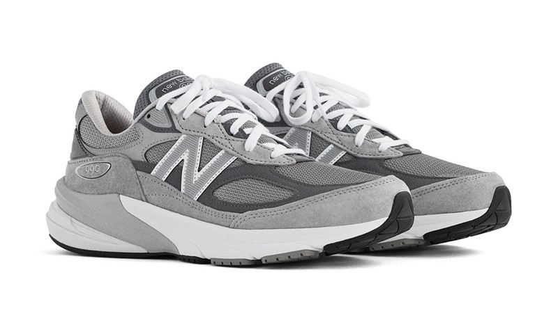 Made in USA 990 v6 GL6 スニーカー3万6300円(ニューバランスジャパンお客様相談室)
