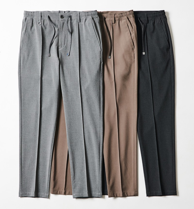 パンツ各1万7600円/すべてアウール(アウール阪急メンズ大阪)