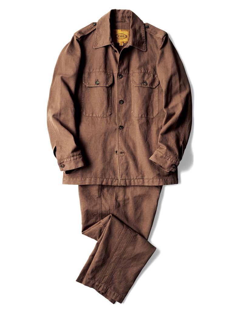 ジャケット16万3900円、パンツ10万5600円/ともにトッズ(トッズ・ジャパン)