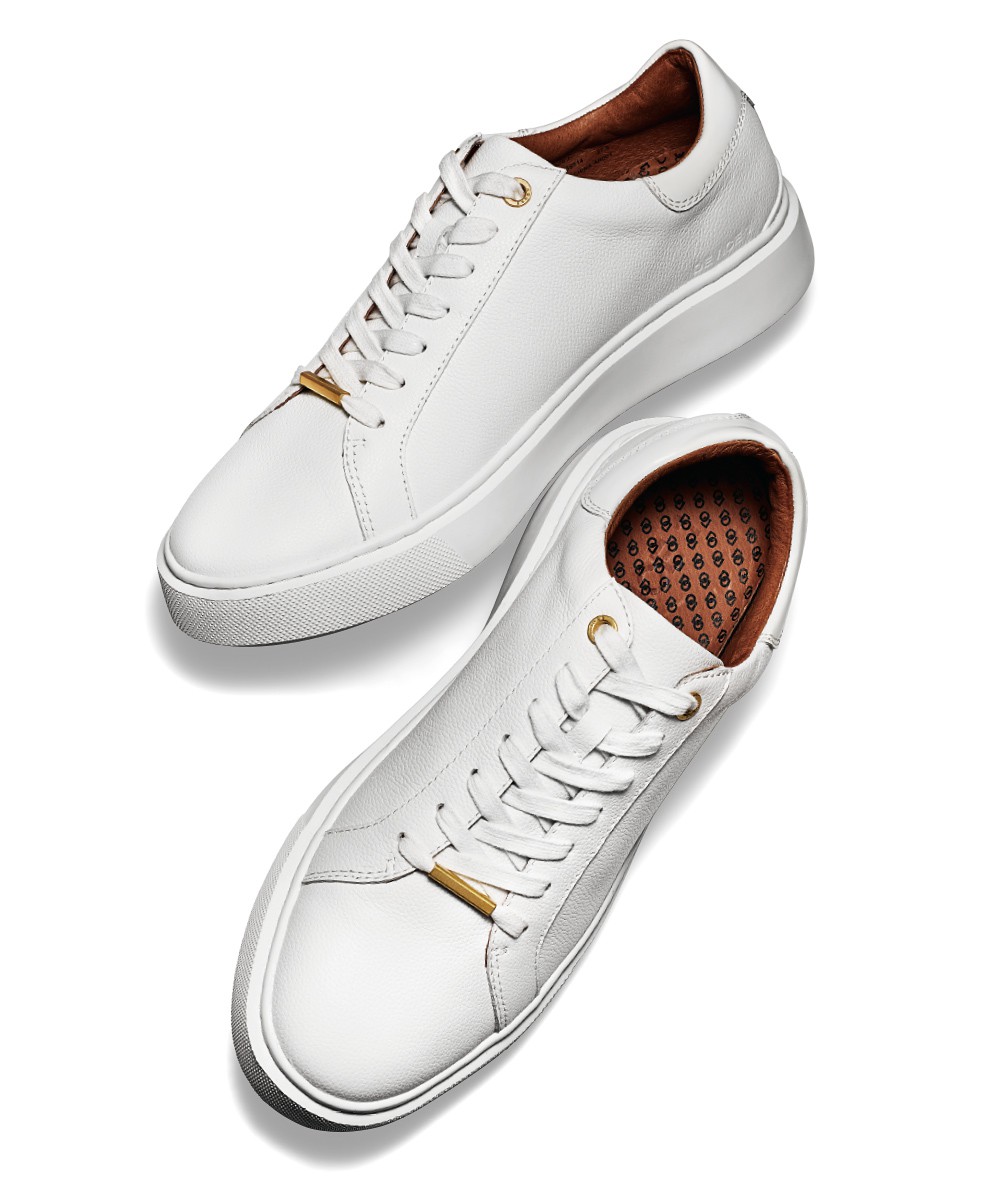 現品販売【新品未使用品】AOURE DEVICE1 スニーカー ホワイト 27.5cm 靴