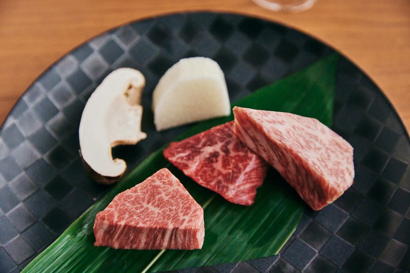 菊の司酒造 炭火焼ステーキ 天元「菊の司 心星」×「山形県産最上牛A5炭火焼きステーキ(ヒレ、ランプ、ロース) 雫石町産焼き野菜」