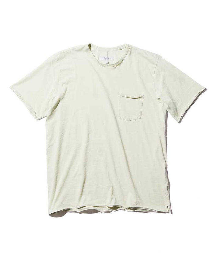 Tシャツ¥18,700／ラグアンドボーン（買えるLEON）