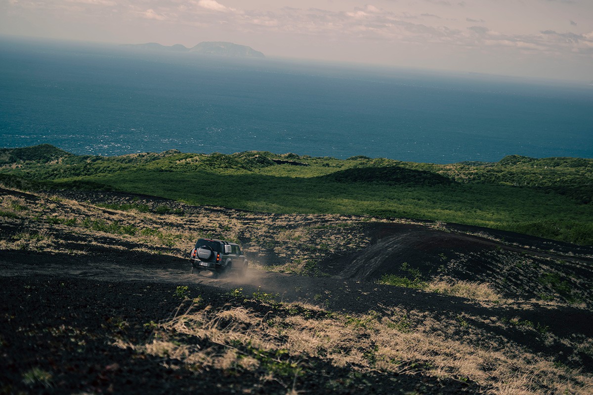 Land Rover Defender130（ランドローバー ディフェンダー130）