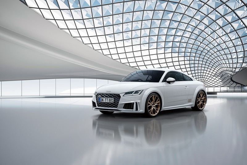 Audi TT Coupe   LEON.JP
