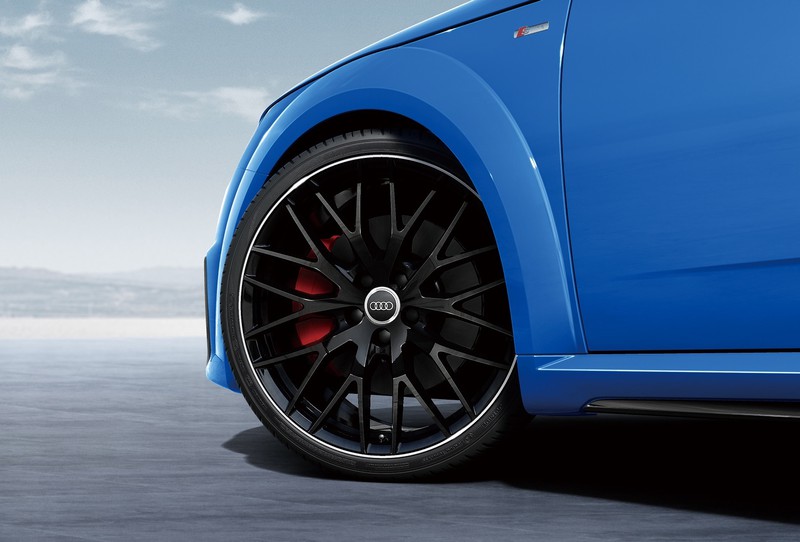 Audi TT Coupe   LEON.JP