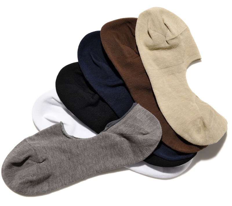 ▲ ソックス各1100円/福助