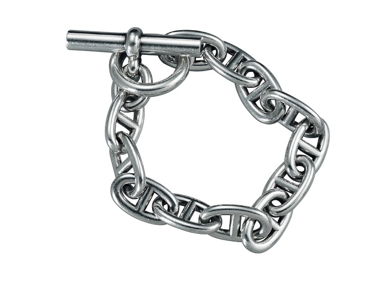 ブレスレット［Sv］21万6700円／エルメス（エルメスジャポン）