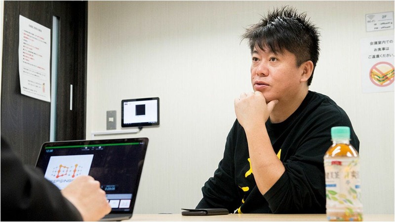 堀江貴文｢凡人こそ、節操なくいろんなことに手を出しまくるべき｣