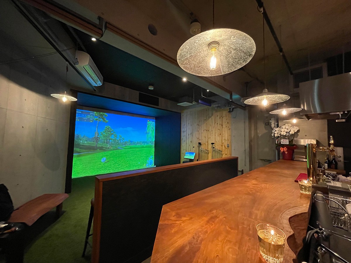 SHANK GOLF Range and Bar