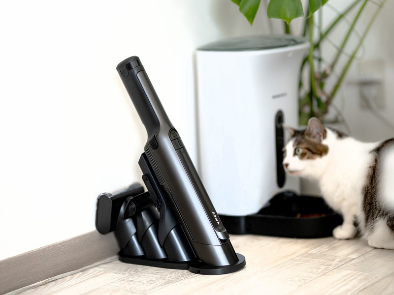 2倍のパワーでゴミを吸引！ “モテる”ハンディ掃除機は「シャーク」がピカイチでした