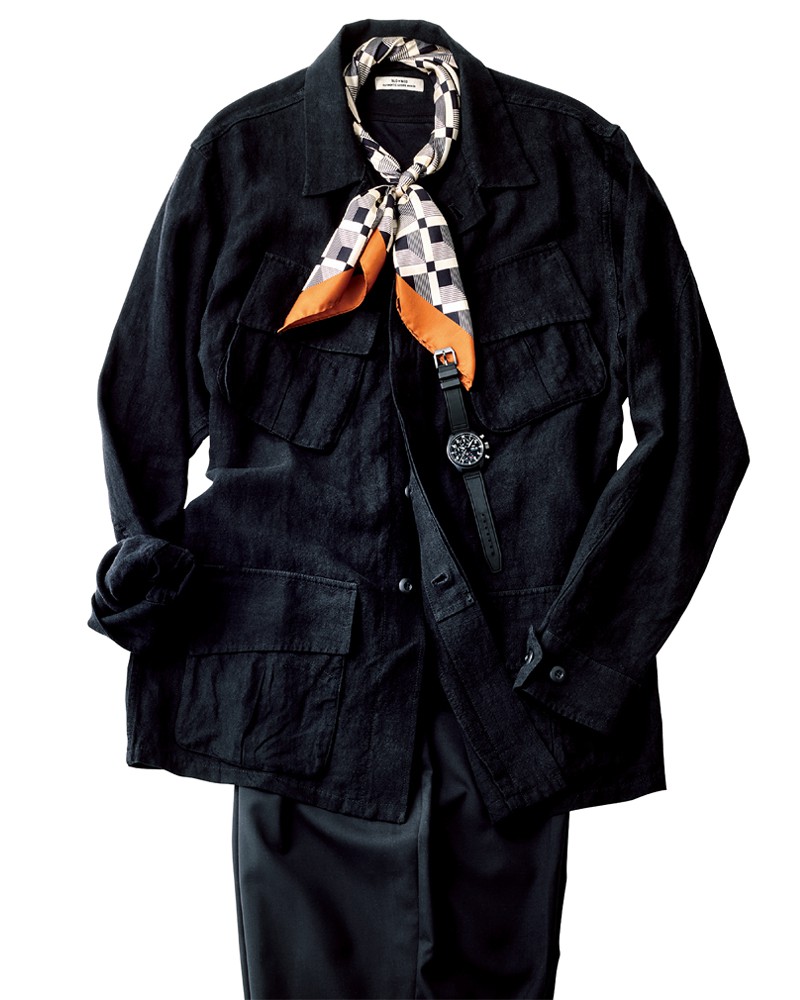 ジャケット4万2900円/スロウ(SLOW 自由が丘店)、パンツ3万9600円/コントール(スタイルデパートメント)、スカーフ4400円/アウール(アウール阪急メンズ大阪)