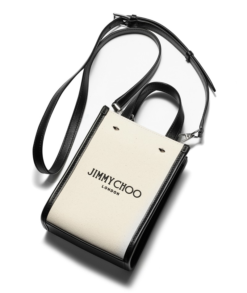 バッグ［W18×H23.5×D7.6cm］12万3200円／ジミー チュウ