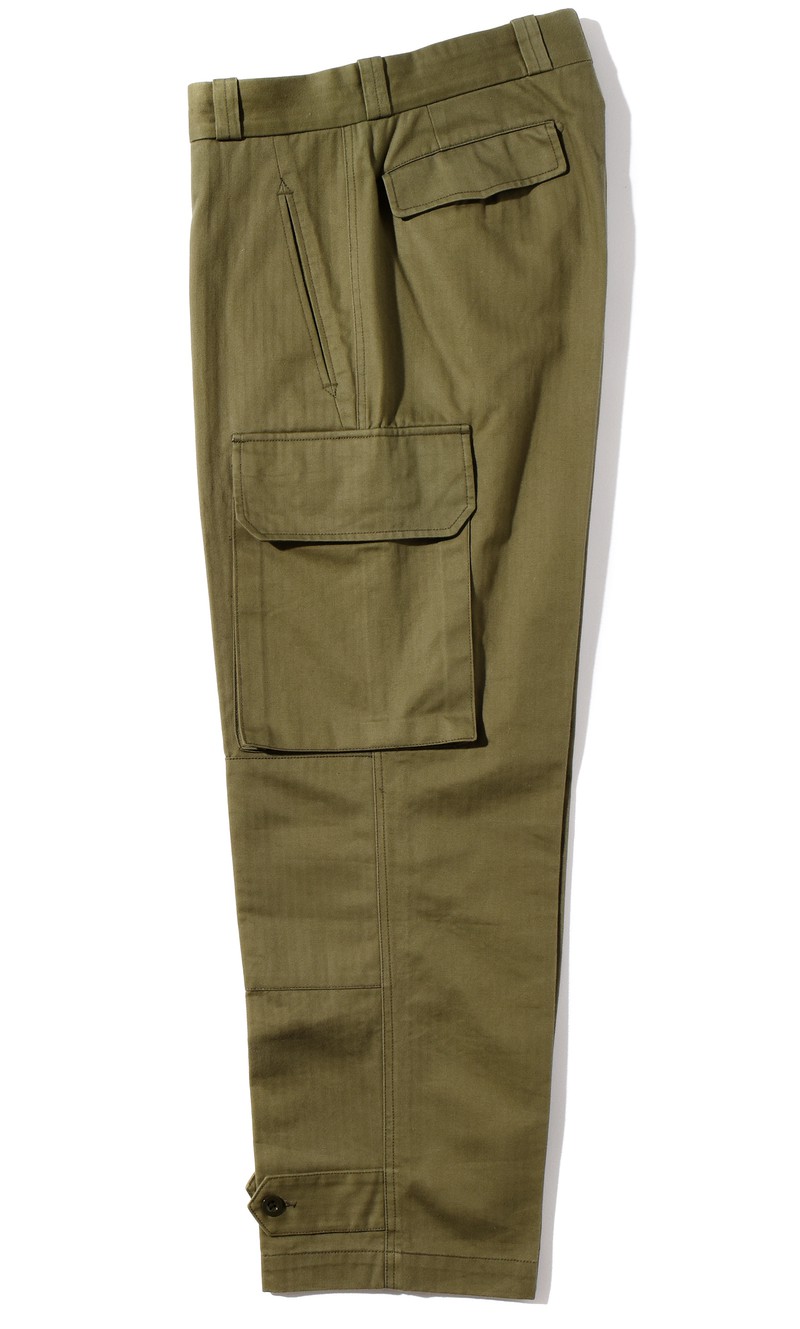 ▲ パンツ3万7400円/タンジェント