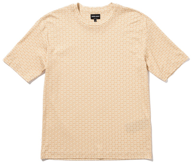 ▲ Tシャツ8万8000円/ジョルジオ アルマーニ(ジョルジオ アルマーニ ジャパン)