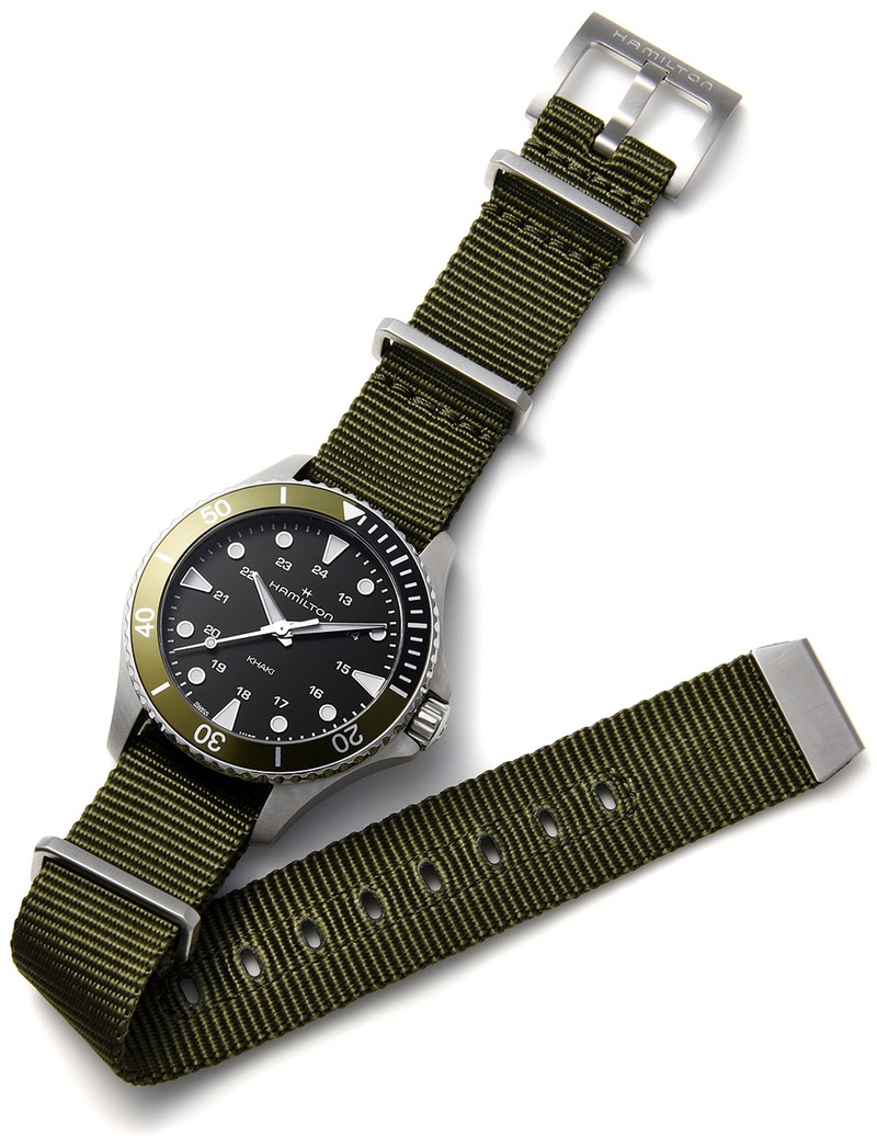 ▲ 時計ケース径37mm、クオーツ、10気圧防水 8万2500円/ハミルトン