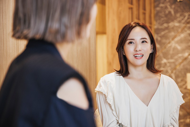 美女の本音は「歯が汚い人と肌が汚い人、どっちが嫌って歯が汚い人!」
