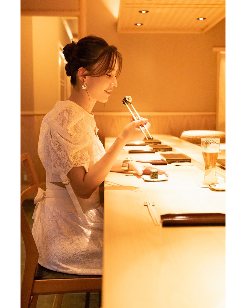 優木まおみ 「三宿の鮨 えん 別邸」