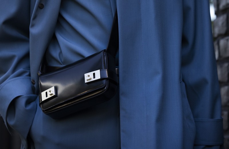▲ バッグ[W20.5×H12.5×D4cm]20万9000円／フェラガモ（フェラガモ･ジャパン）